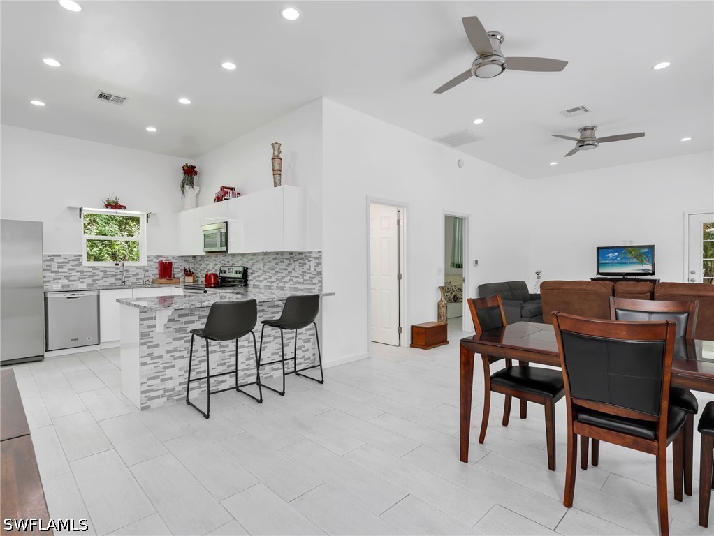 DiningArea