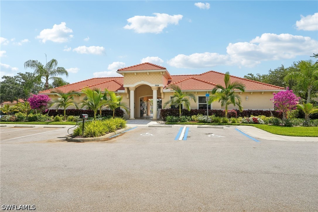 7859 Sanctuary Unit 2, Naples, FL 34104