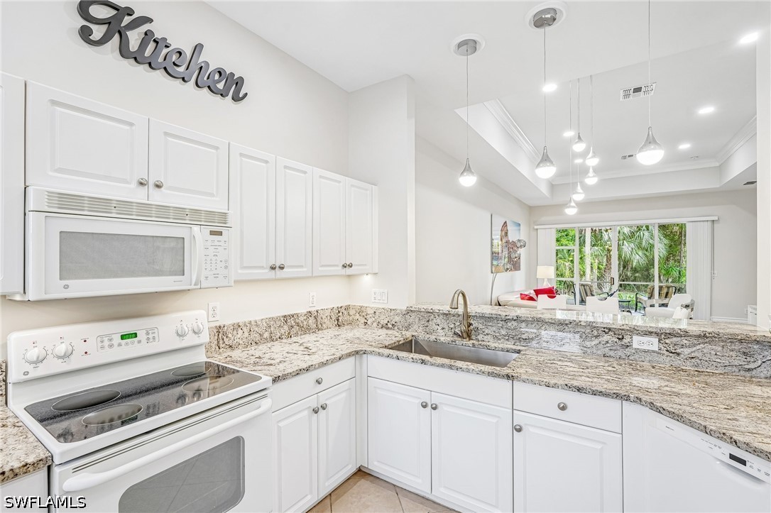 7859 Sanctuary Unit 2, Naples, FL 34104