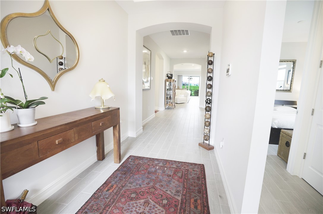 18698 Royal Hammock, Naples, FL 34114