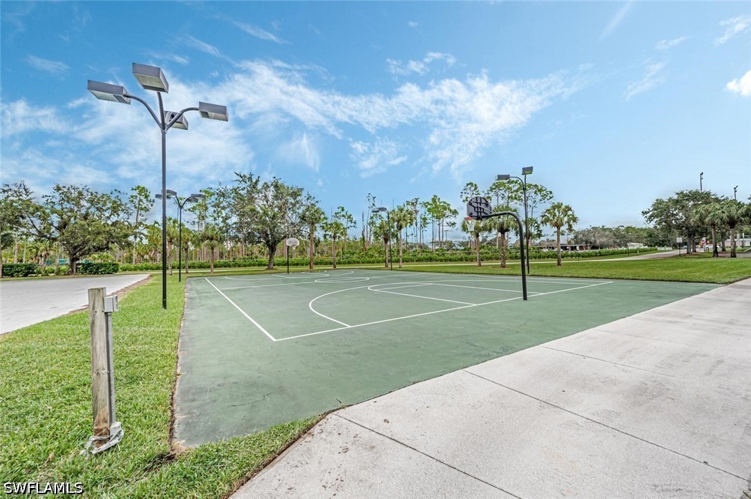 11528 Woodmount, Estero, FL 33928