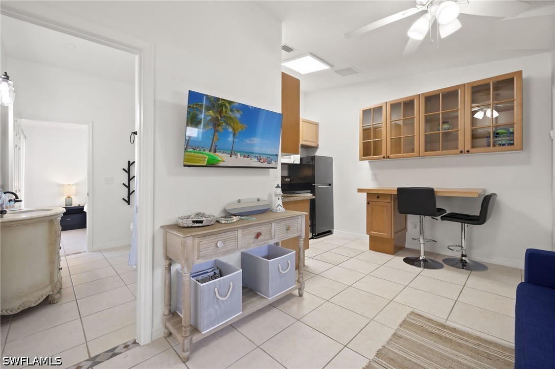 742 111th, Naples, FL 34108