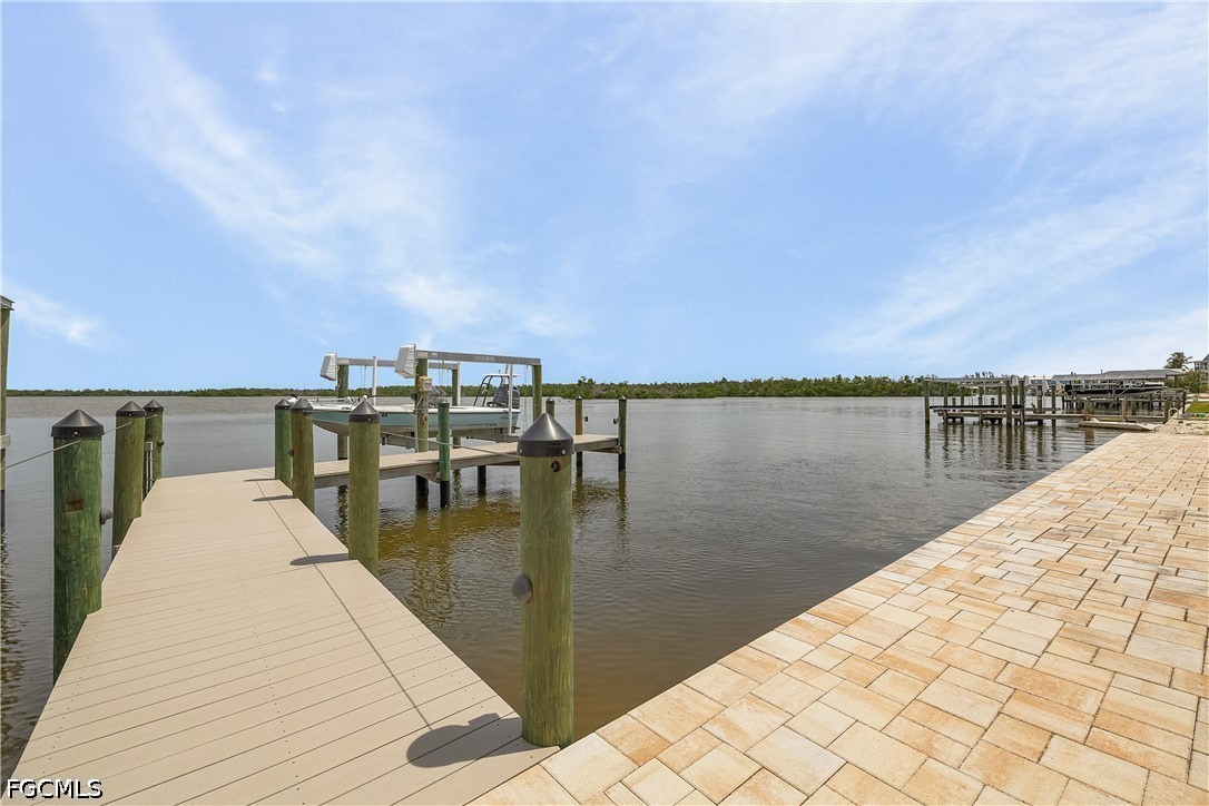 Dock