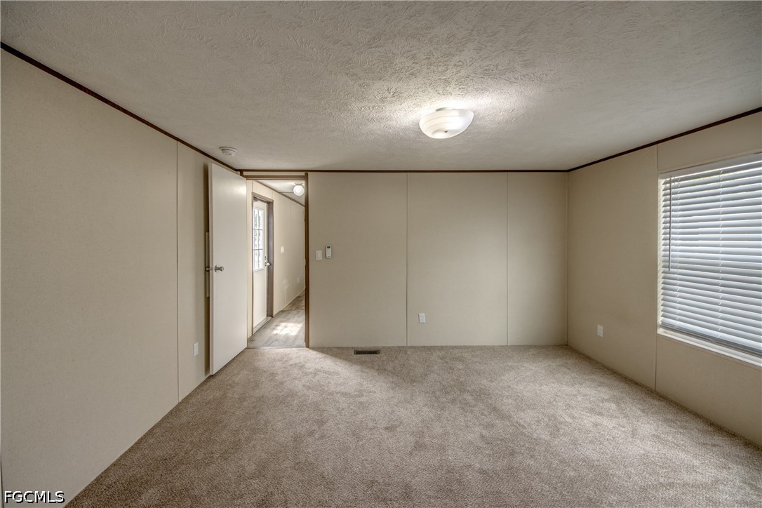 352 Sacramento, North Fort Myers, FL 33903