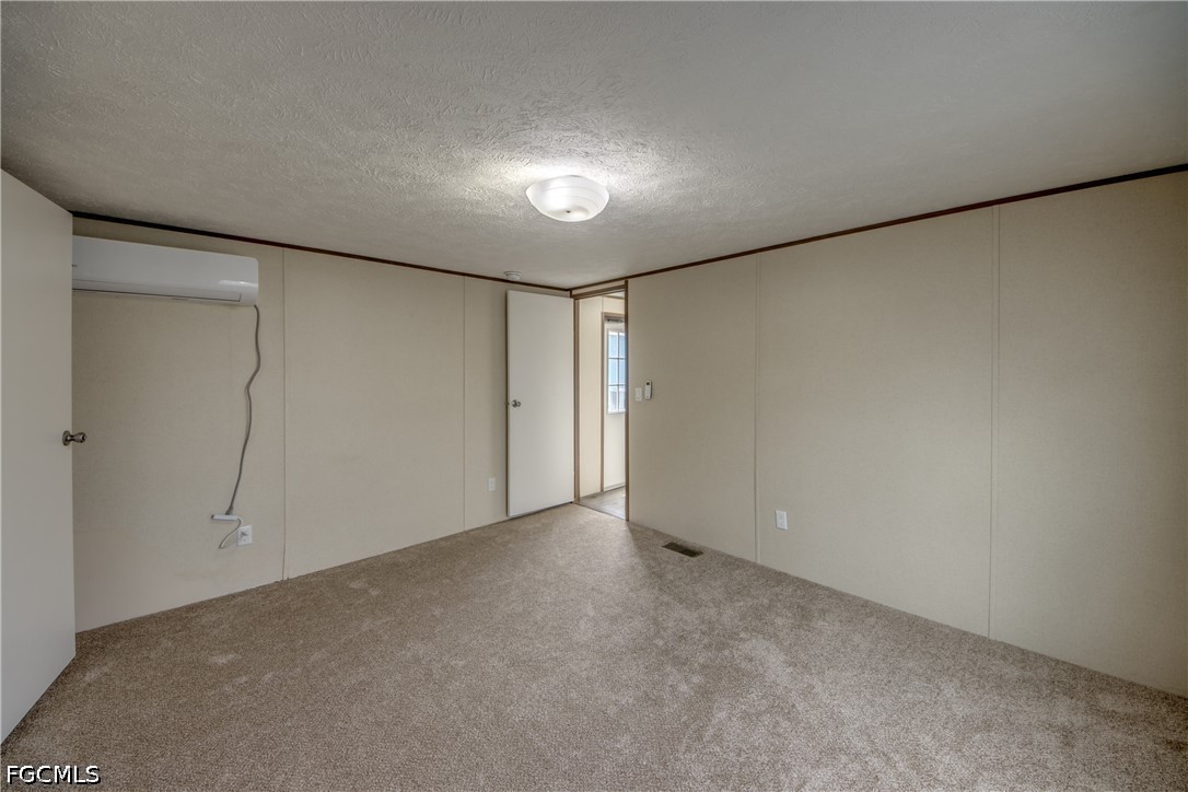 352 Sacramento, North Fort Myers, FL 33903