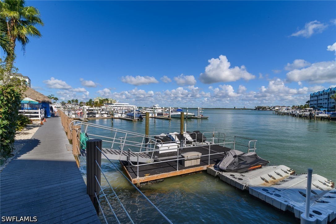 Dock