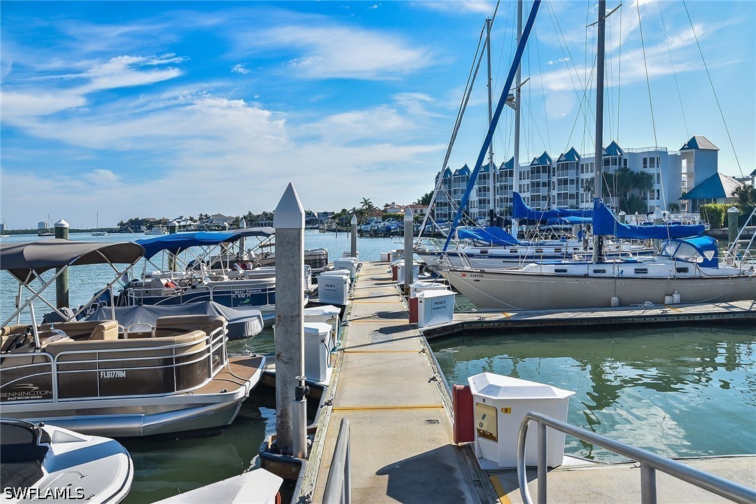 Dock