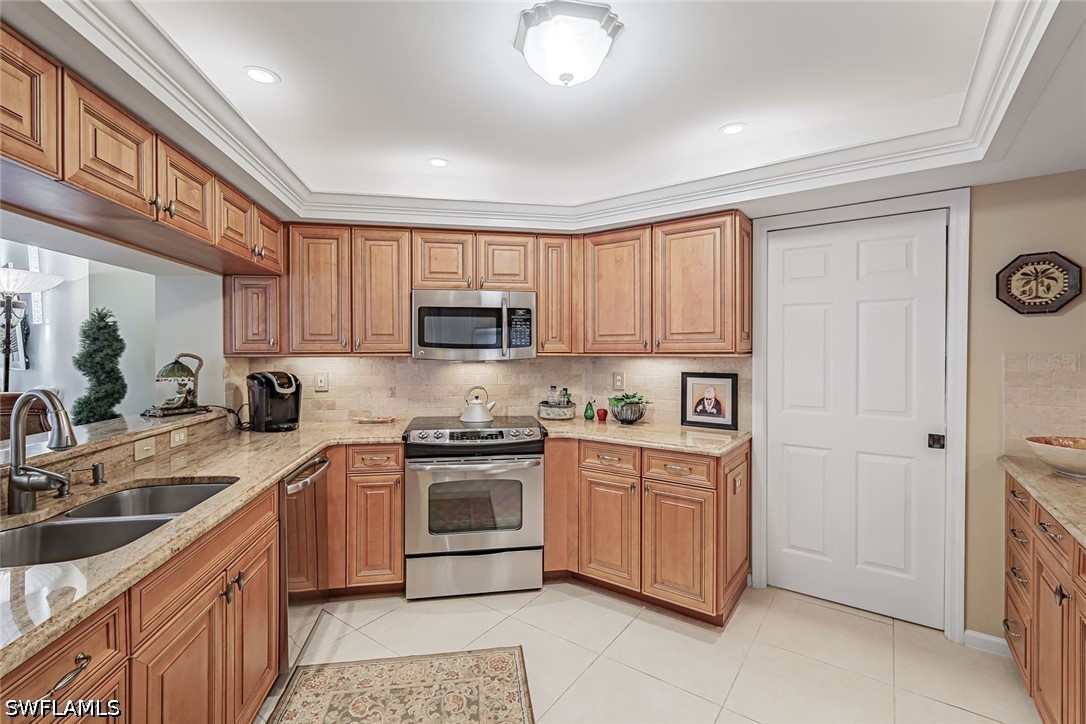 8471 Abbington Unit 1111, Naples, FL 34108