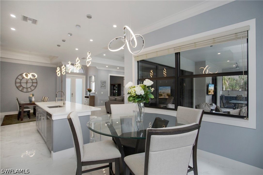 DiningArea