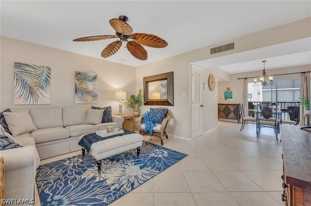 788 Park Shore Unit D26, Naples, FL 34103