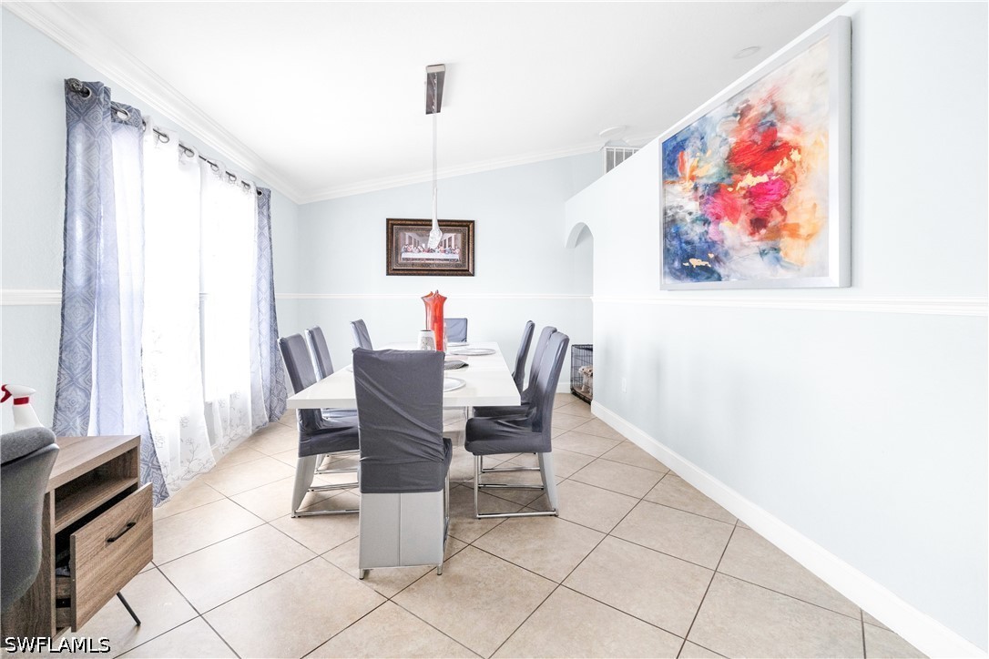 DiningArea