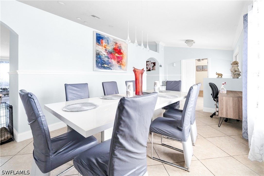 DiningArea