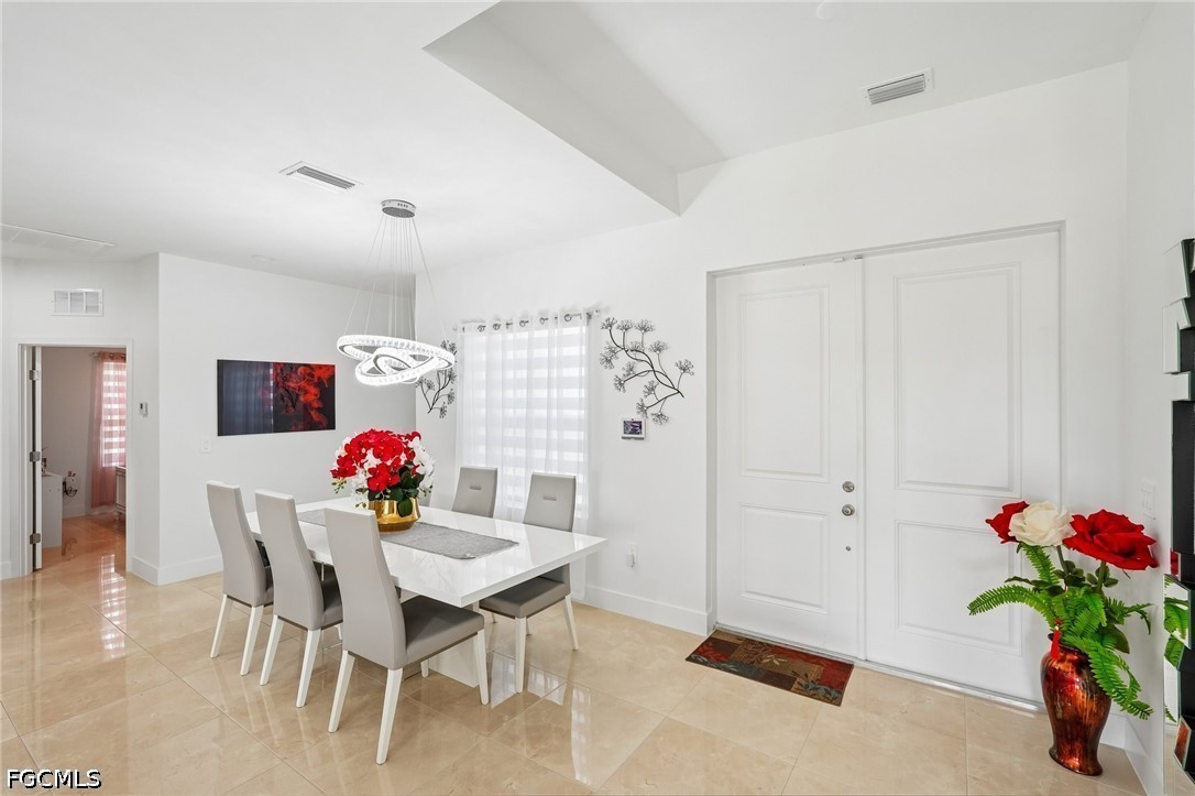 DiningArea