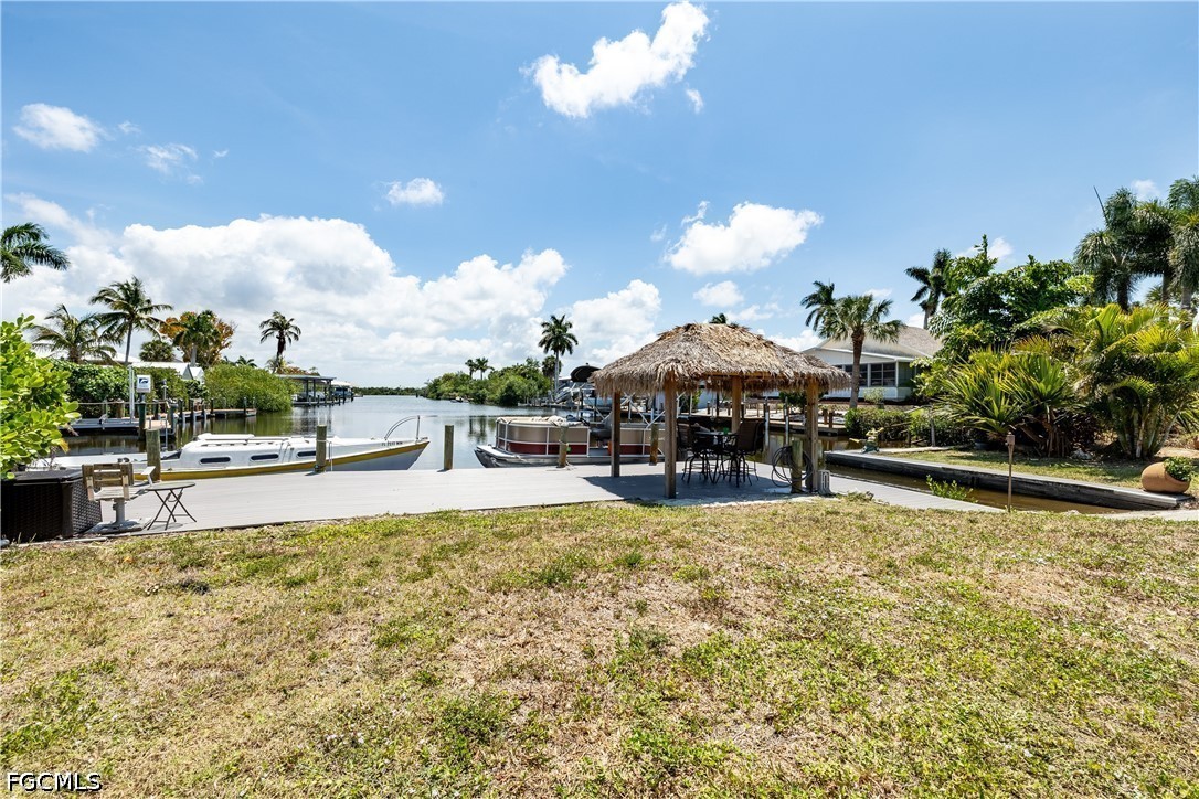 Dock