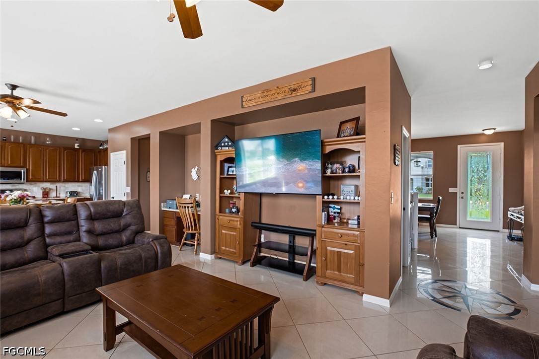 FamilyRoom