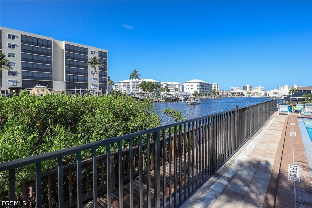 200 Lenell Unit 218, Fort Myers Beach, FL 33931