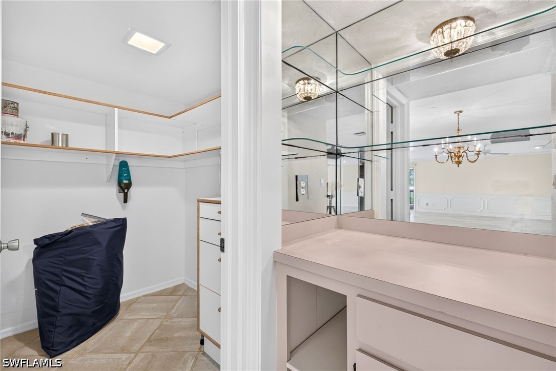 200 Wyndemere Unit B402, Naples, FL 34105