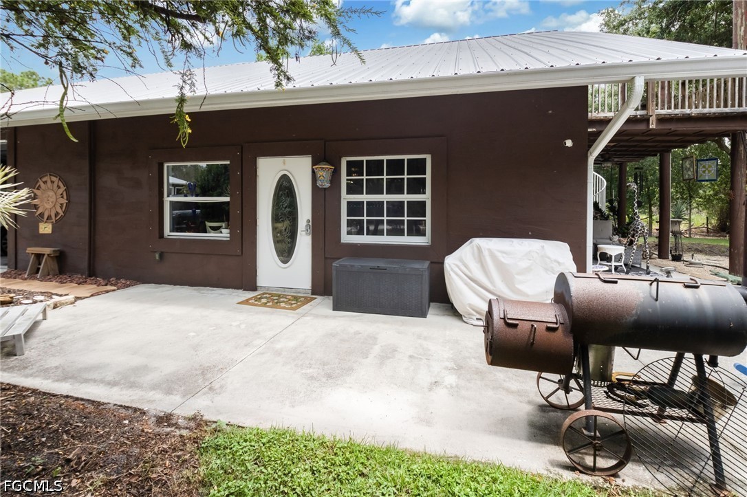 17611 Old Bayshore, North Fort Myers, FL 33917