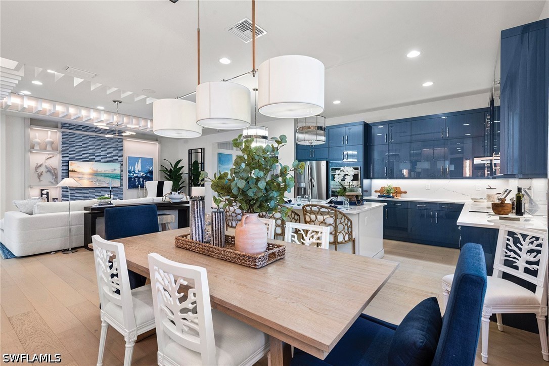 DiningArea