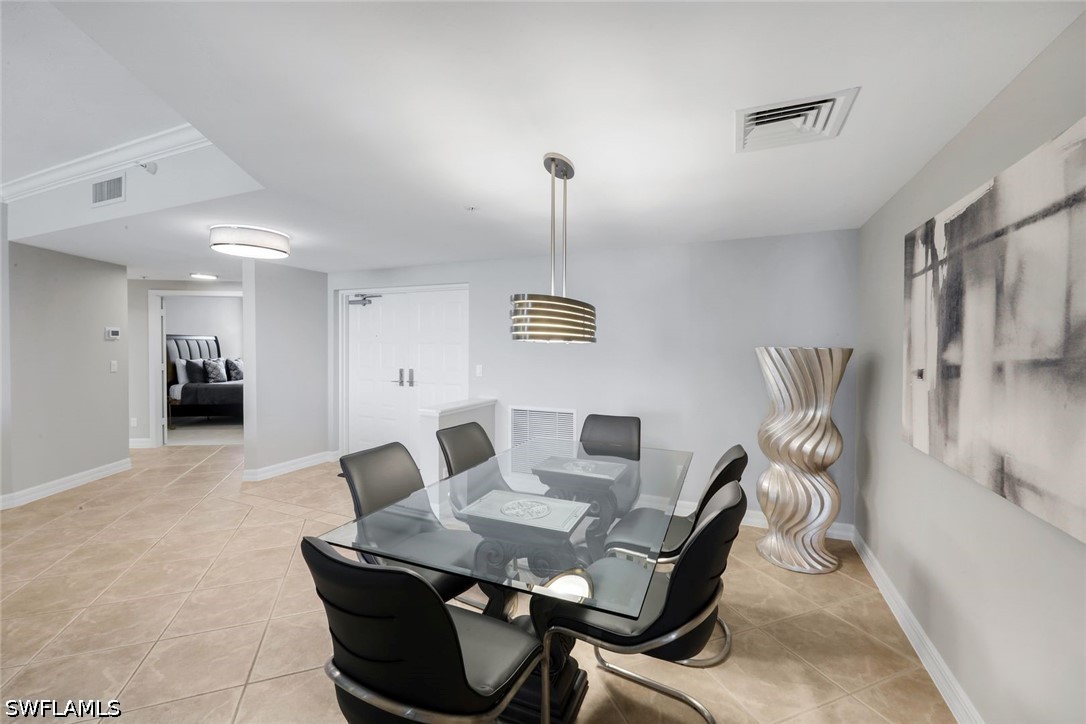 DiningArea