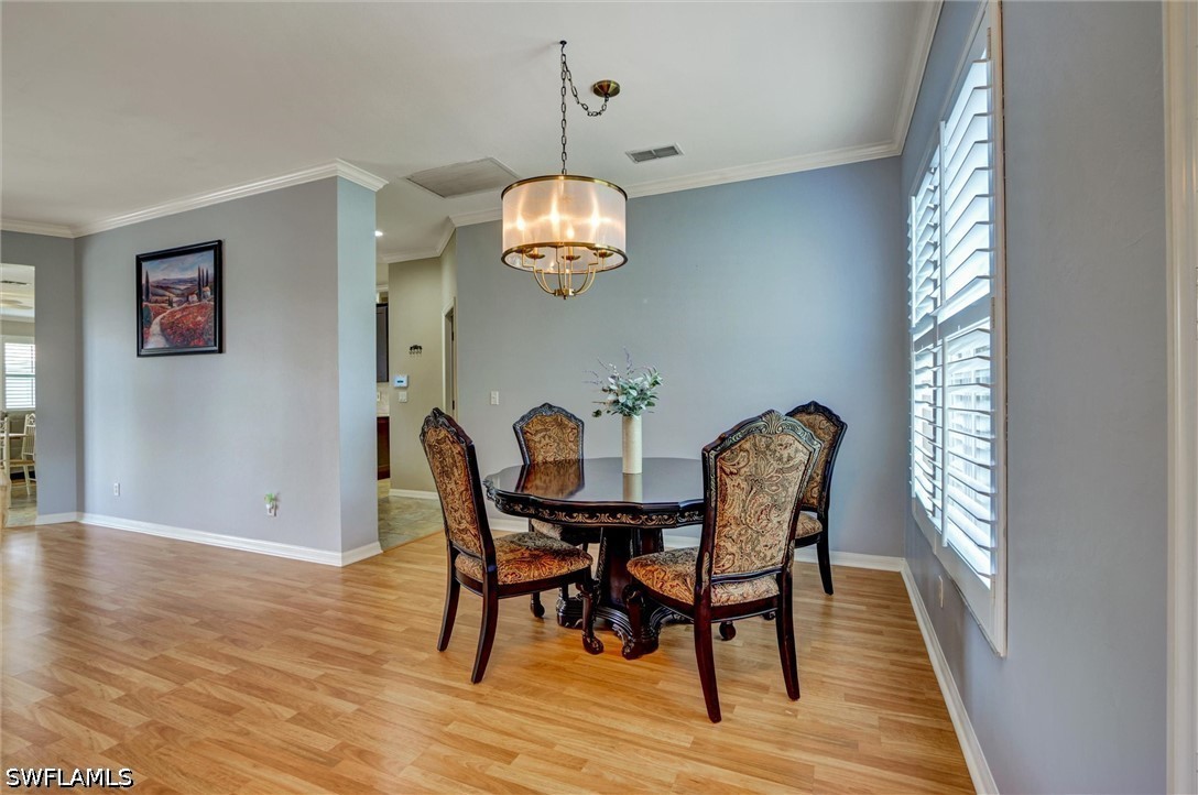 DiningArea