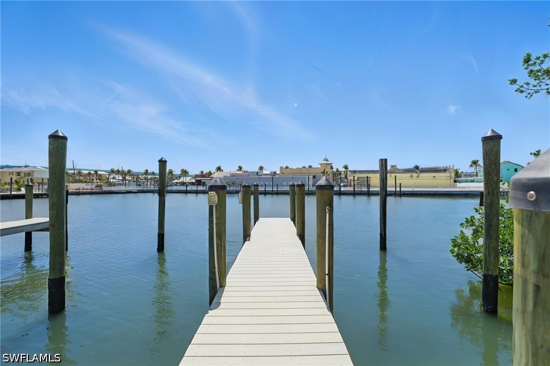 Dock