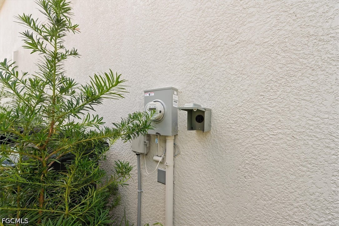 2849 Pillar Coral, North Fort Myers, FL 33903