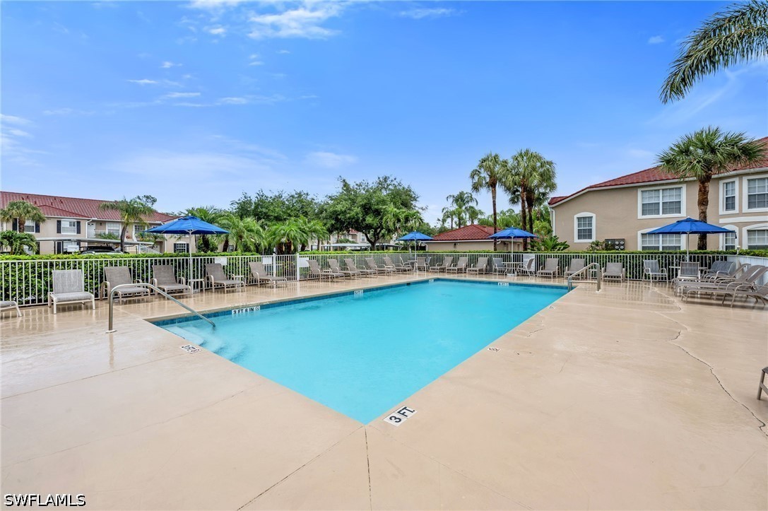 2860 Cypress Trace Unit 1813, Naples, FL 34119