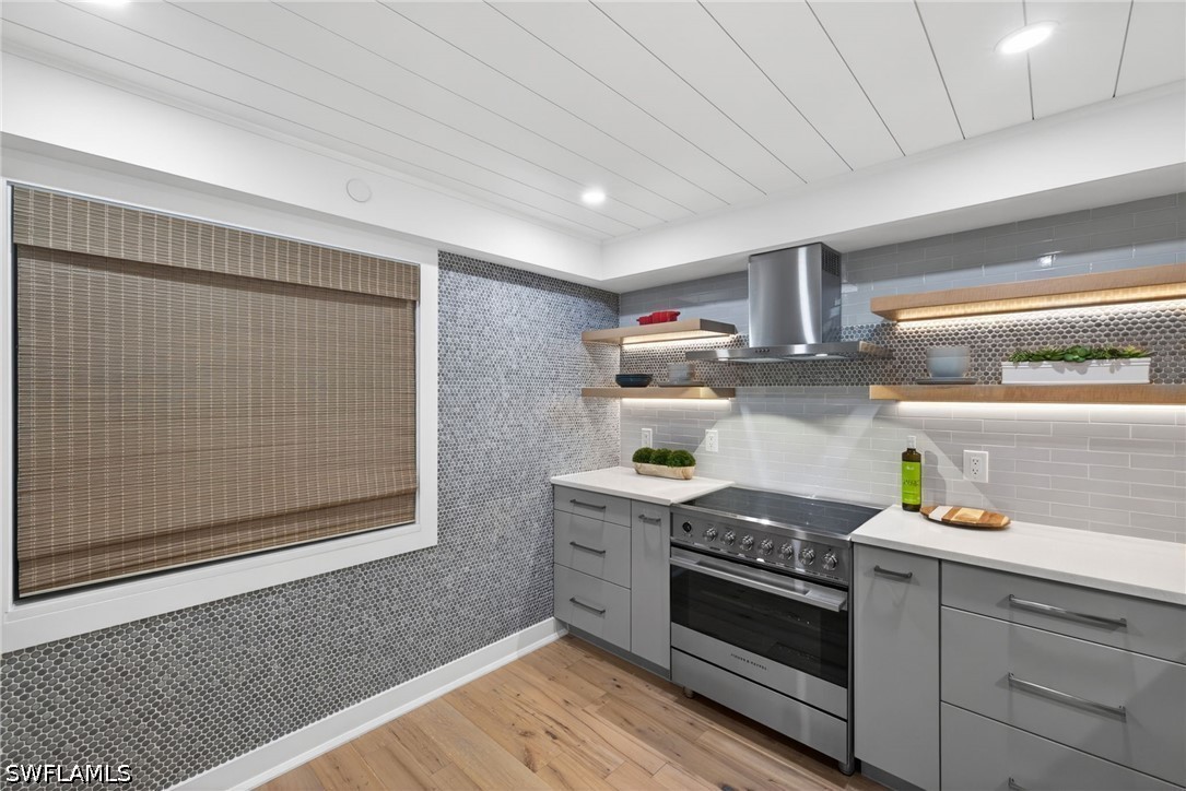 6080 Pelican Bay Unit 205, Naples, FL 34108