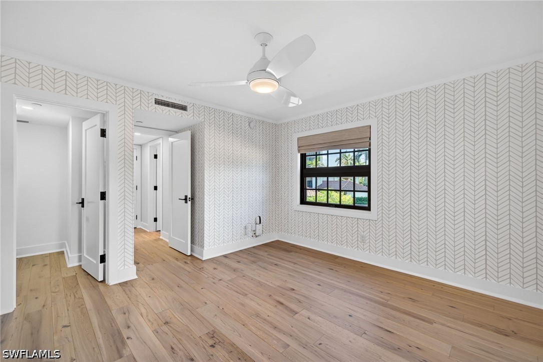 6080 Pelican Bay Unit 205, Naples, FL 34108