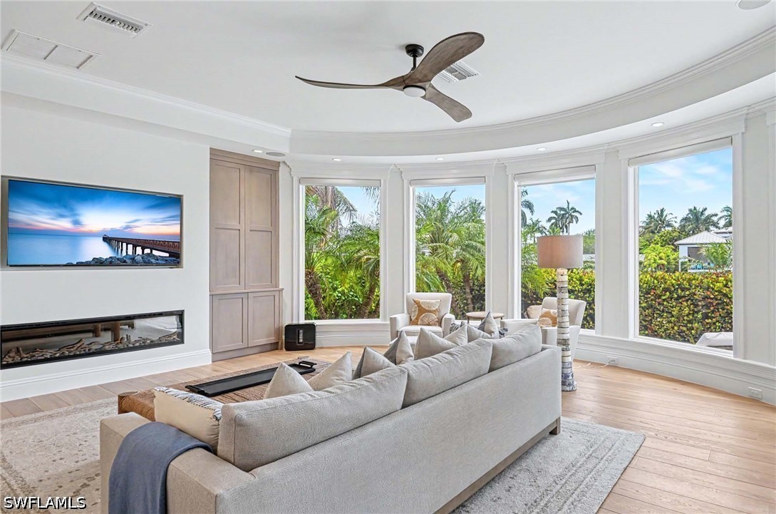 FamilyRoom