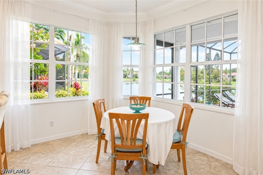 4388 Pomarine, Naples, FL 34119