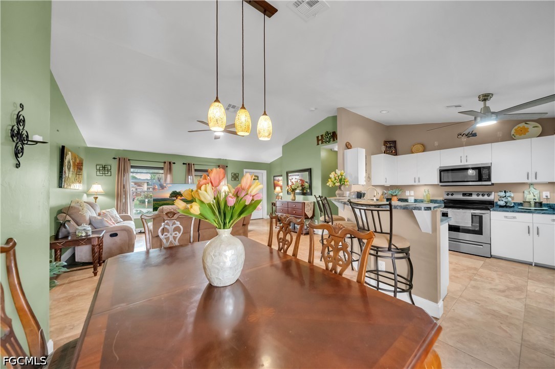 DiningArea