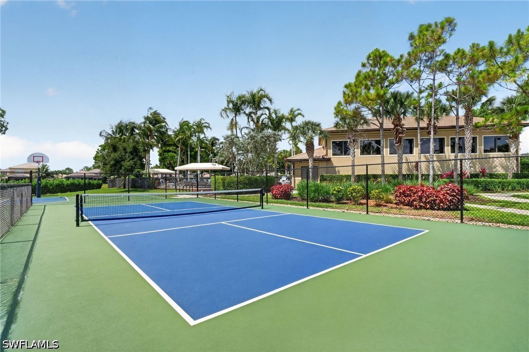 6598 Monterey, Naples, FL 34105
