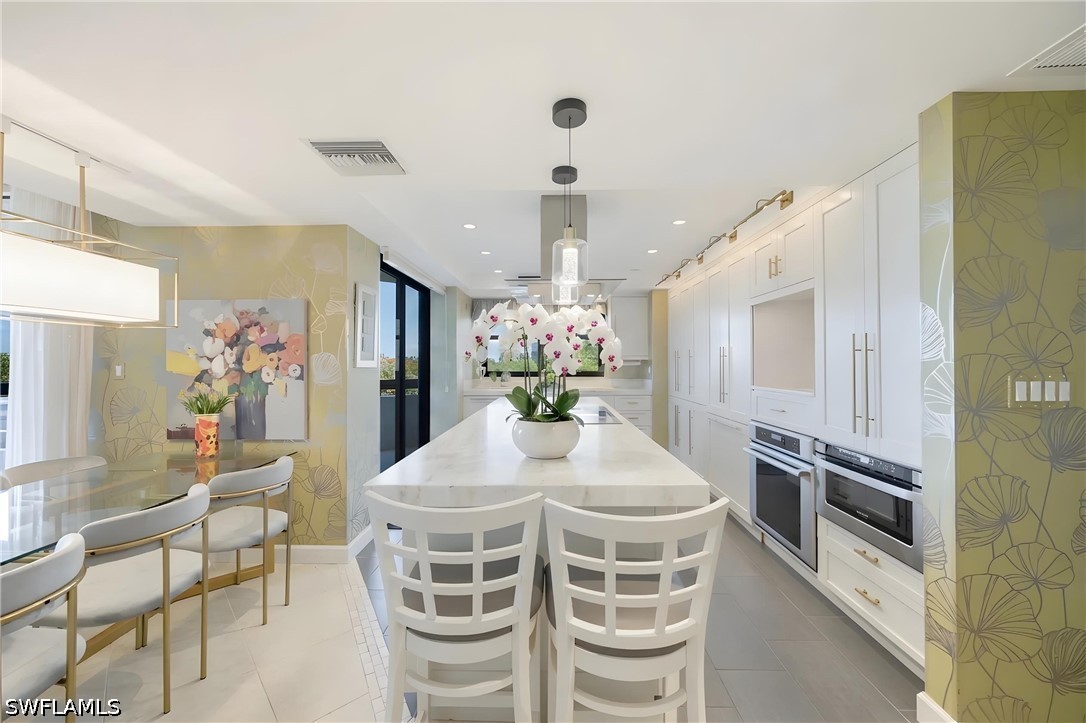 DiningArea