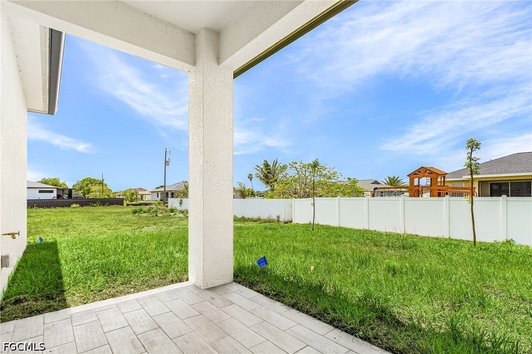 1306 3rd, Cape Coral, FL 33909