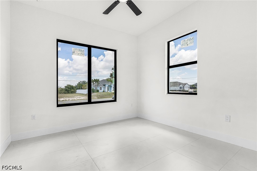 1322 5th, Cape Coral, FL 33909