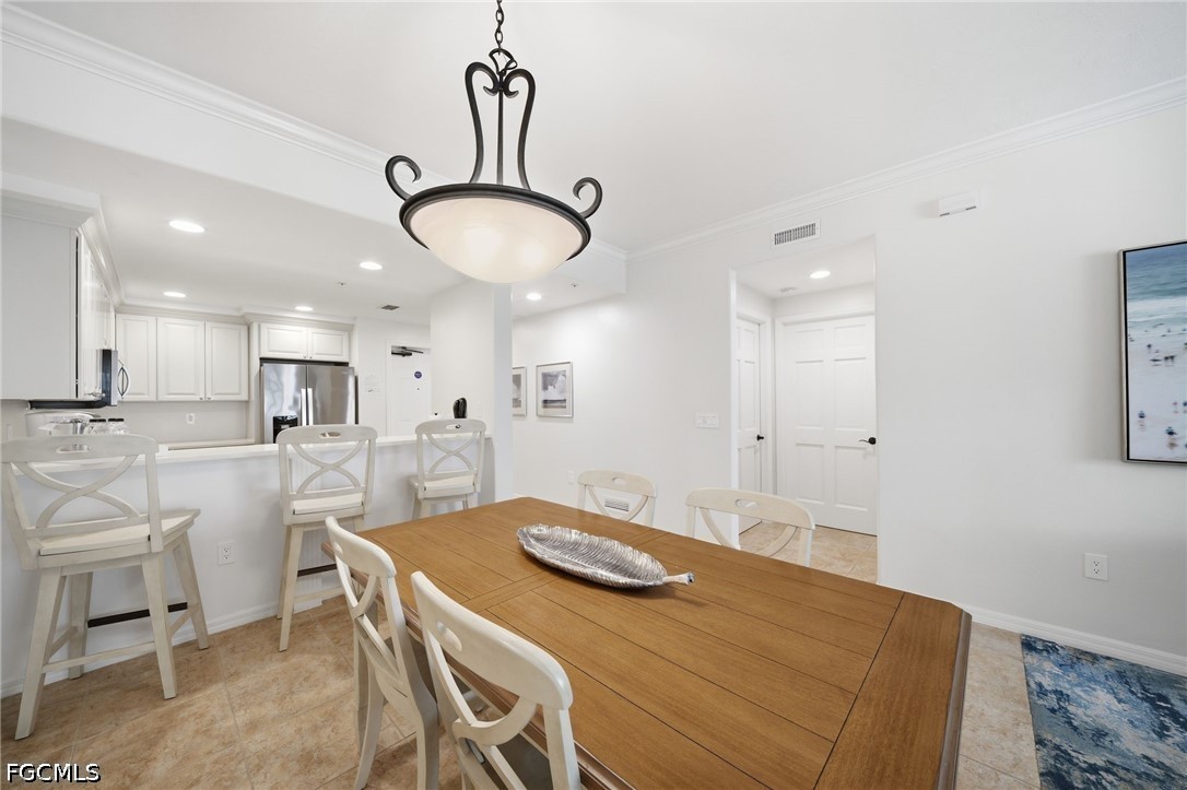 DiningArea