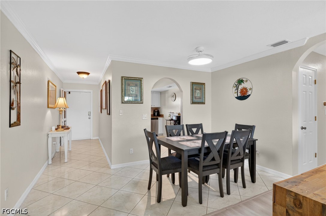 DiningArea
