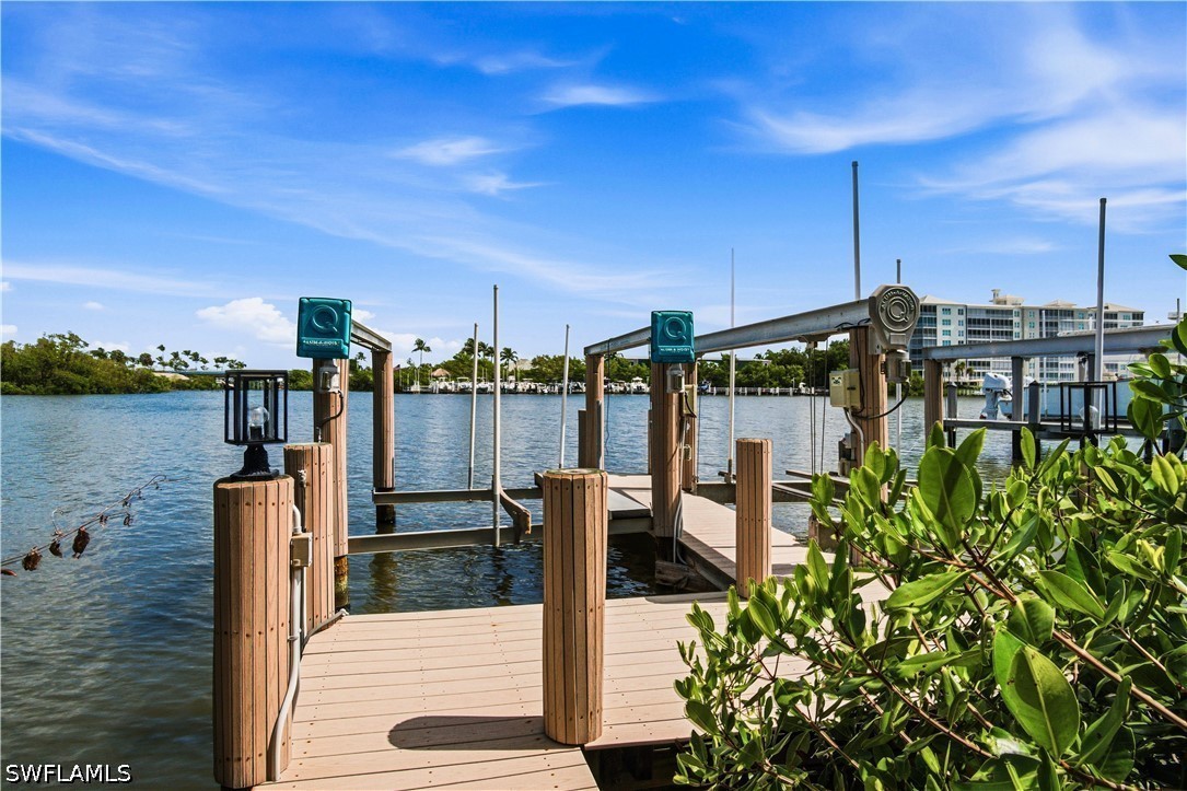 Dock