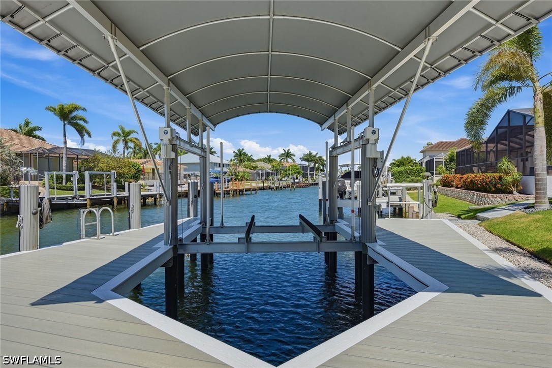 Dock