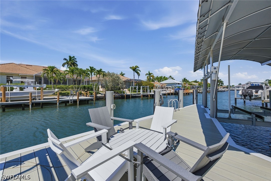 Dock