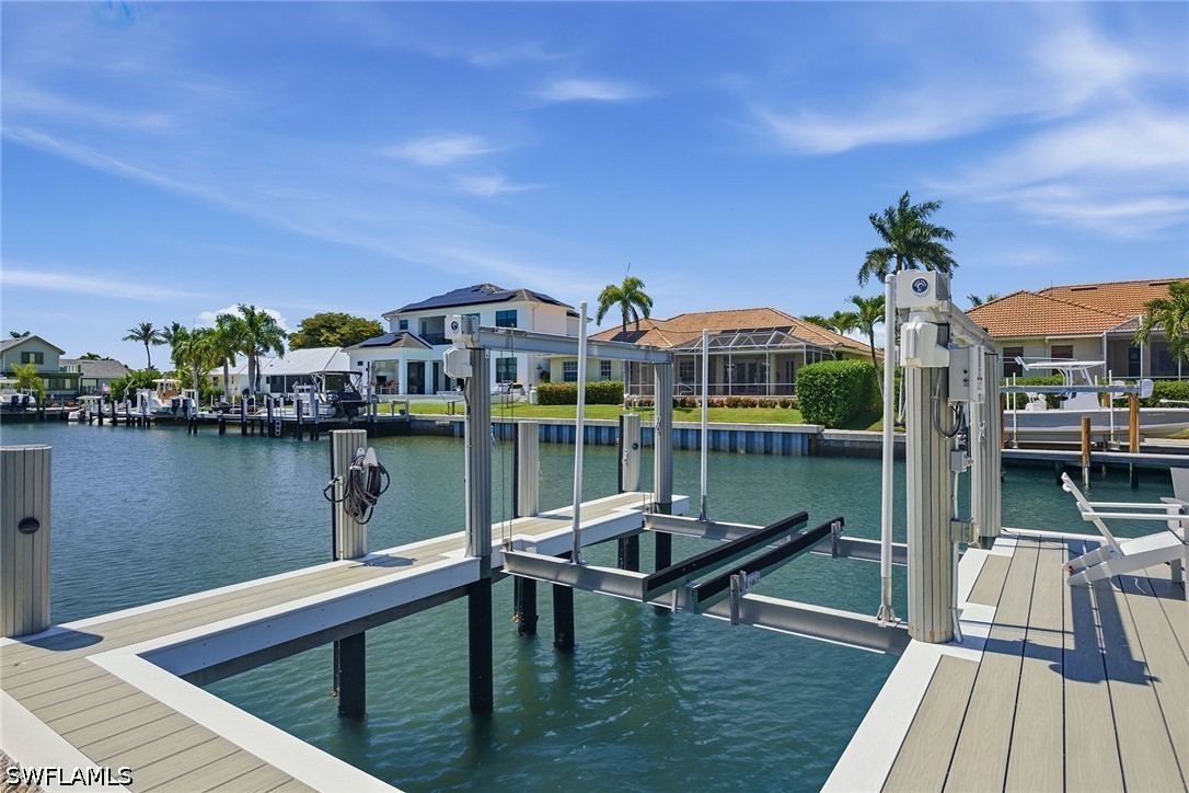Dock