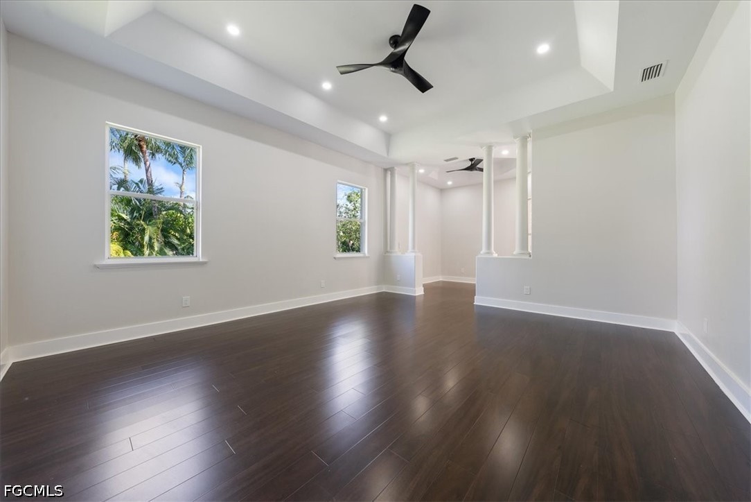 12800 Treeline, North Fort Myers, FL 33903