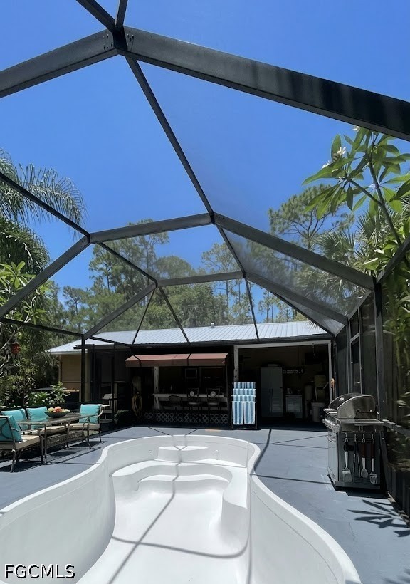 440 14th, Naples, FL 34120