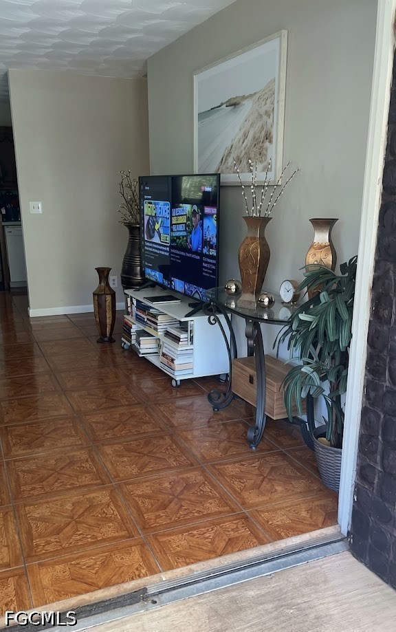 440 14th, Naples, FL 34120