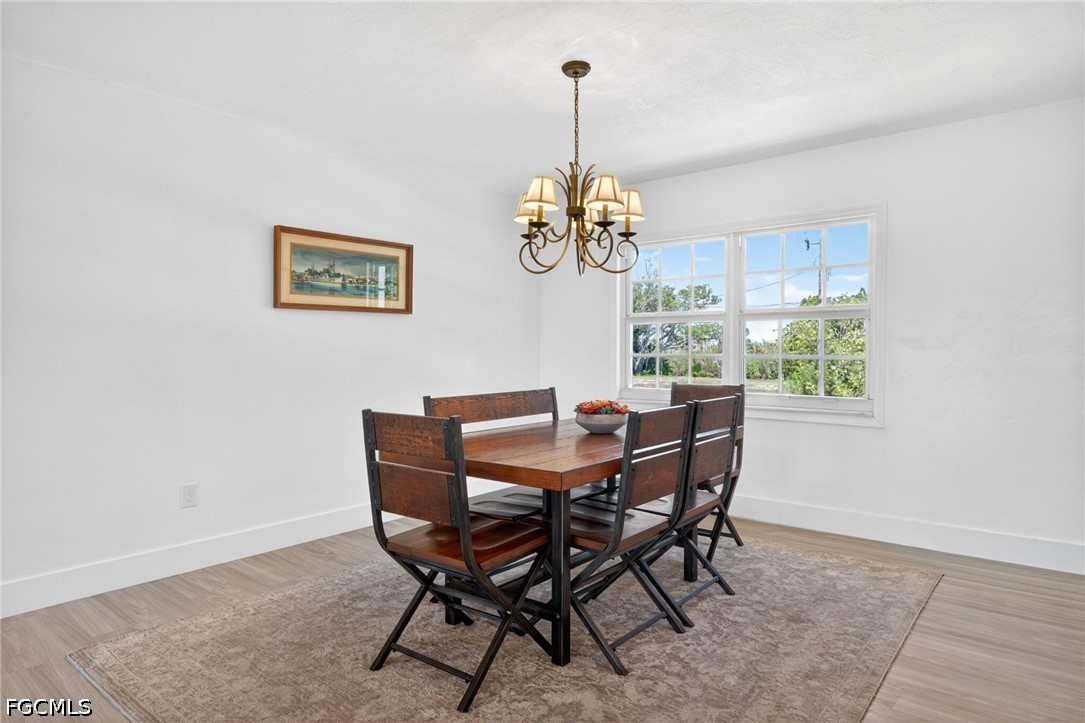 DiningArea
