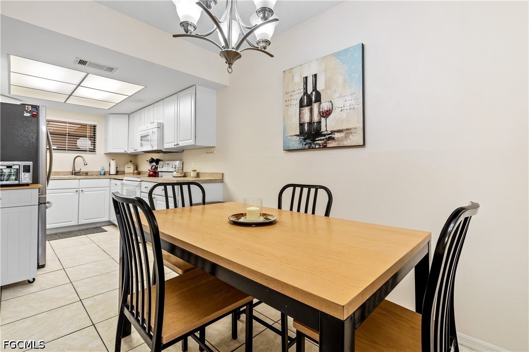 DiningArea