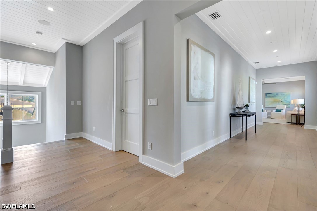 160 Broad, Naples, FL 34102