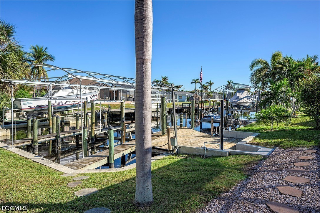Dock